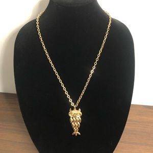 Avon Vintage Gold Tone Owl Pendant Fashion Necklace